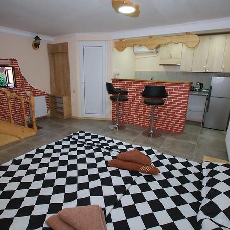 Apartment Nino Botanical Tbilisi Ngoại thất bức ảnh