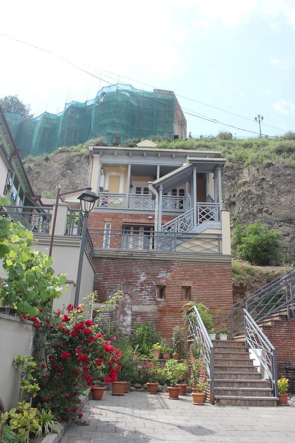 Apartment Nino Botanical Tbilisi Ngoại thất bức ảnh