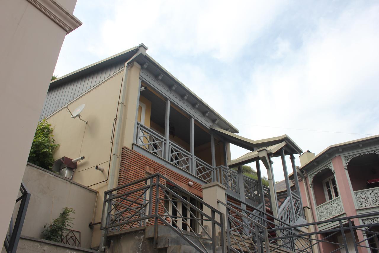 Apartment Nino Botanical Tbilisi Ngoại thất bức ảnh