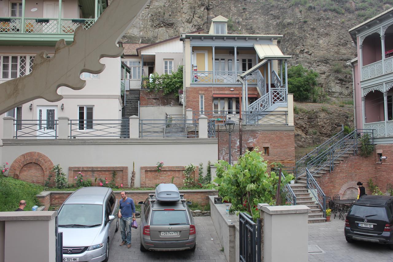 Apartment Nino Botanical Tbilisi Ngoại thất bức ảnh