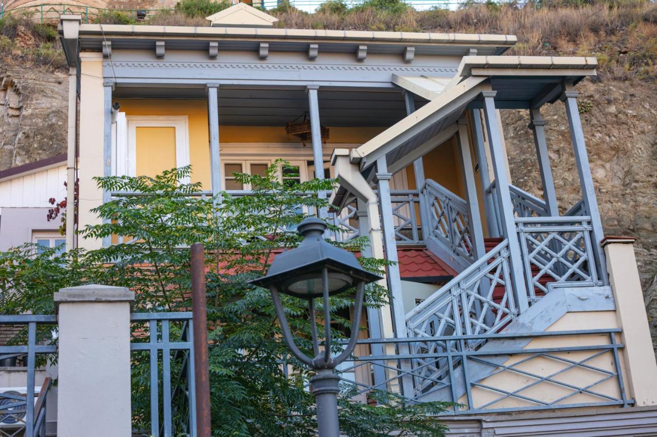 Apartment Nino Botanical Tbilisi Ngoại thất bức ảnh